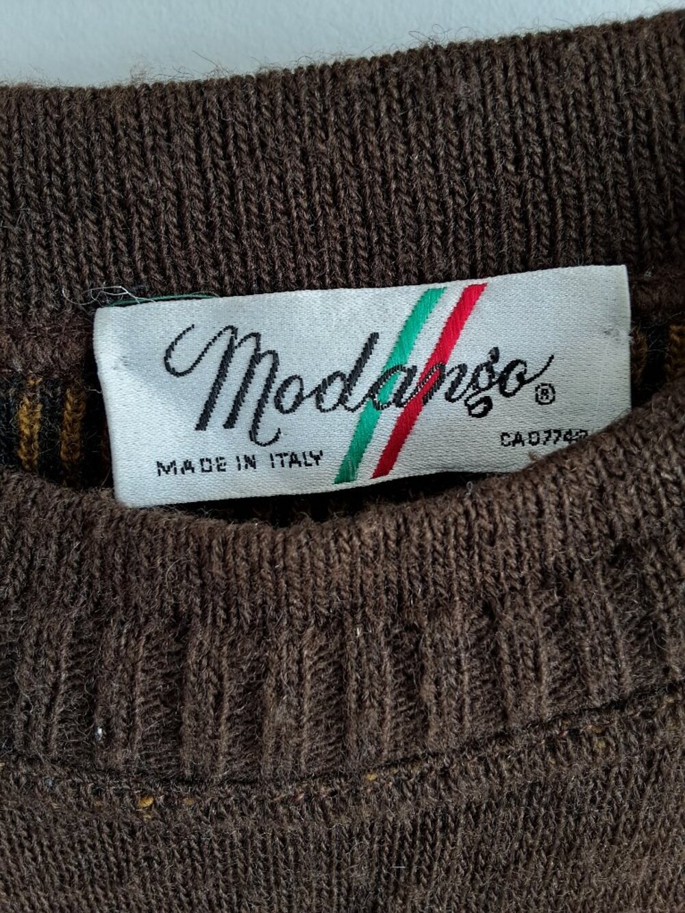 Modango Sweater - Picture 5 of 5